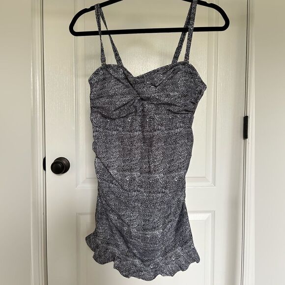 New Grace Sunny Women’s One Piece Swimsuit Dress with Ruffle Hem - Picture 1 of 12